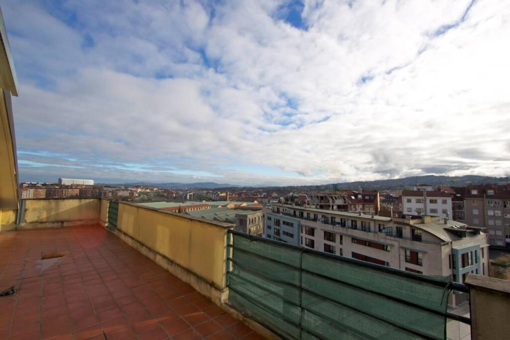 Ferienwohnung Atico Centro Oviedo 3Hab+Garaje+Terraza+Wifi Exterior foto